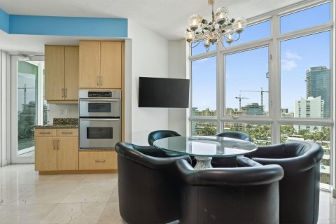 Copropriété à vendre à Lauderdale-by-the-Sea, Floride: 3 chambres, 302.3 m2 № 2342985 - photo 13