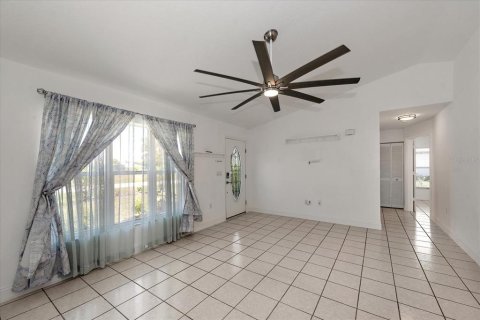 House in Punta Gorda, Florida 2 bedrooms, 93.65 sq.m. № 1735428 - photo 17