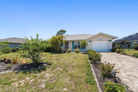 House in Punta Gorda, Florida 2 bedrooms, 93.65 sq.m. № 1735428 - photo 2