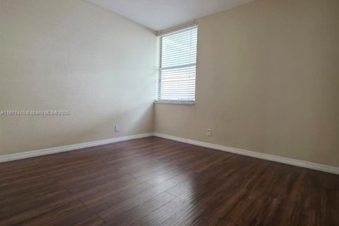 House in Aventura, Florida 2 bedrooms, 104.98 sq.m. № 1919983 - photo 29