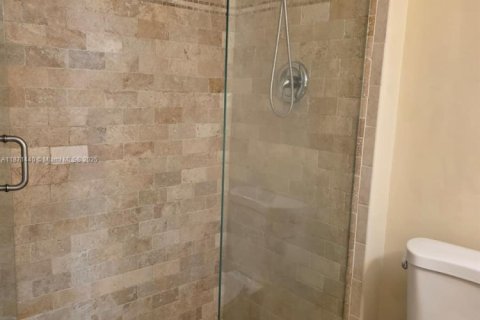 House in Aventura, Florida 2 bedrooms, 104.98 sq.m. № 1919983 - photo 28