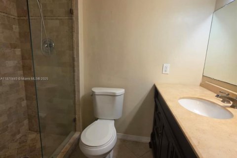 House in Aventura, Florida 2 bedrooms, 104.98 sq.m. № 1919983 - photo 27