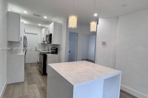 Villa ou maison à vendre à Miami, Floride: 3 chambres, 84.73 m2 № 2044585 - photo 9