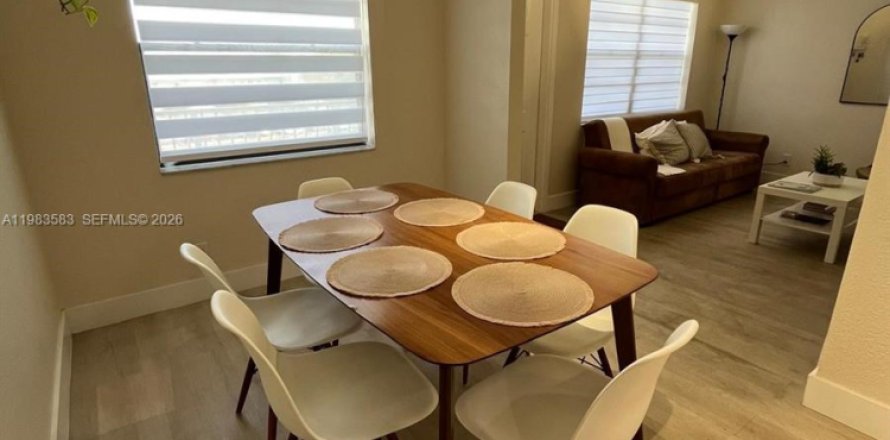 Condo à Dania Beach, Floride, 1 chambre  № 2048821