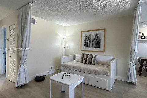 Copropriété à vendre à Dania Beach, Floride: 1 chambre, 71.35 m2 № 2048821 - photo 9
