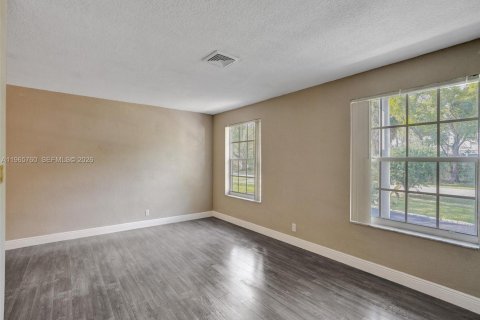 Casa en alquiler en Plantation, Florida, 4 dormitorios, 194.17 m2 № 2027565 - foto 25