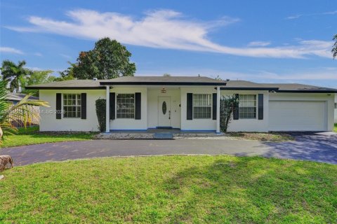 Casa en alquiler en Plantation, Florida, 4 dormitorios, 194.17 m2 № 2027565 - foto 23