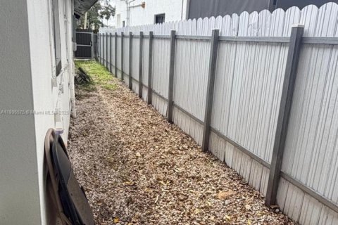 Купить виллу или дом в Майами, Флорида 3 спальни, 105.35м2, № 1964435 - фото 22