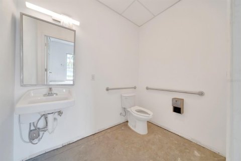 Propiedad comercial en alquiler en Ocala, Florida № 1796241 - foto 19