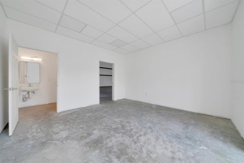 Propiedad comercial en alquiler en Ocala, Florida № 1796241 - foto 17
