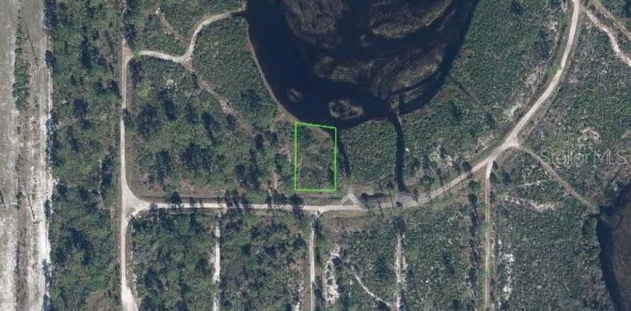 Land in Sebring, Florida № 2204306