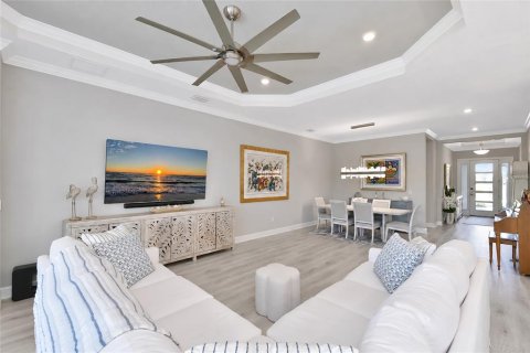 House in Sarasota, Florida 3 bedrooms, 225.47 sq.m. № 2411459 - photo 11