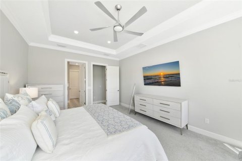 House in Sarasota, Florida 3 bedrooms, 225.47 sq.m. № 2411459 - photo 22