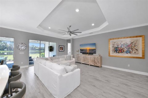 House in Sarasota, Florida 3 bedrooms, 225.47 sq.m. № 2411459 - photo 10