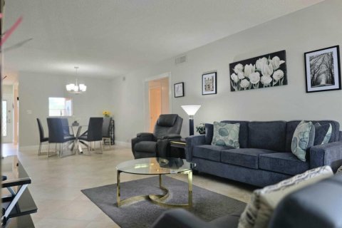 Купить кондоминиум в Коконат Крик, Флорида 3 комнаты, 107.4м2, № 2085299 - фото 13
