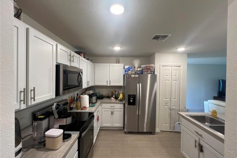 House in Kissimmee, Florida 3 bedrooms, 119.1 sq.m. № 2225669 - photo 3