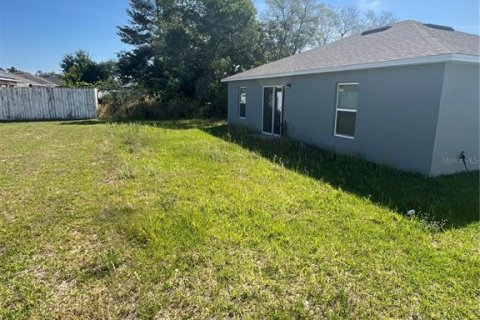 House in Kissimmee, Florida 3 bedrooms, 119.1 sq.m. № 2225669 - photo 15