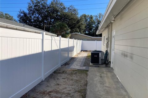Villa ou maison à louer à Saint Petersburg, Floride: 2 chambres, 91.97 m2 № 1844752 - photo 11