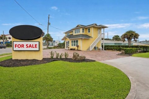 Commercial property in New Smyrna Beach, Florida 133.78 sq.m. № 2393463 - photo 9