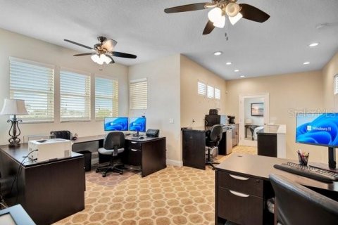 Commercial property in New Smyrna Beach, Florida 133.78 sq.m. № 2393463 - photo 29