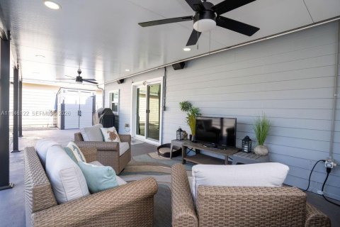 Villa ou maison à vendre à Miami, Floride: 3 chambres, 145.58 m2 № 2004598 - photo 30