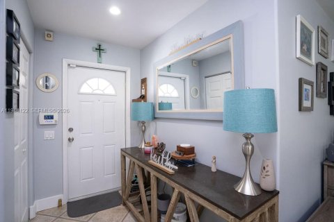 Villa ou maison à vendre à Miami, Floride: 3 chambres, 145.58 m2 № 2004598 - photo 10