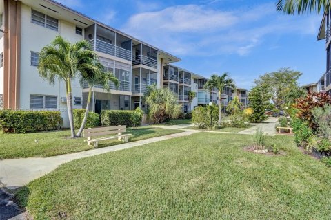 Condominio en venta en North Miami Beach, Florida, 1 dormitorio, 63.92 m2 № 1984981 - foto 21