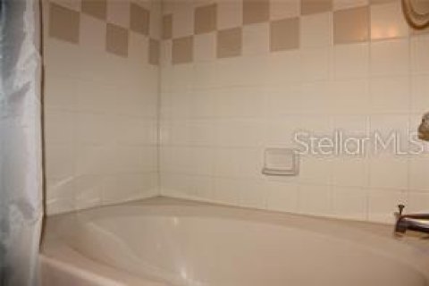 Condominio en alquiler en Sarasota, Florida, 3 dormitorios, 122.72 m2 № 1751714 - foto 16