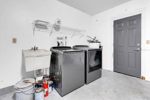 Casa en alquiler en Largo, Florida, 3 dormitorios, 112.13 m2 № 1907366 - foto 28