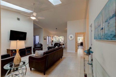 Condo in Port Orange, Florida, 3 bedrooms  № 1614991 - photo 14