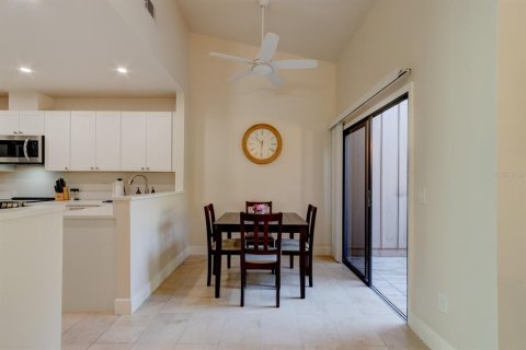 Condo in Port Orange, Florida, 3 bedrooms  № 1614991 - photo 5