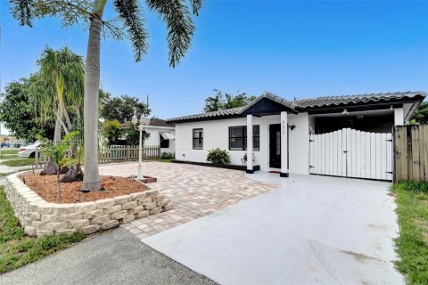 Casa en Fort Lauderdale, Florida 2 dormitorios, 85.28 m2 № 2372633