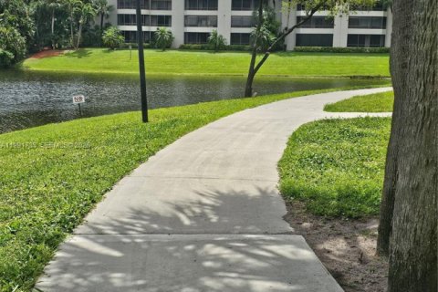 Condominio en alquiler en Delray Beach, Florida, 1 dormitorio, 62.43 m2 № 2052682 - foto 20