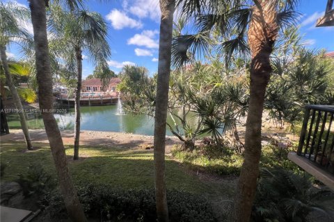 Condominio en venta en Coral Springs, Florida, 3 dormitorios, 108.32 m2 № 1859923 - foto 18