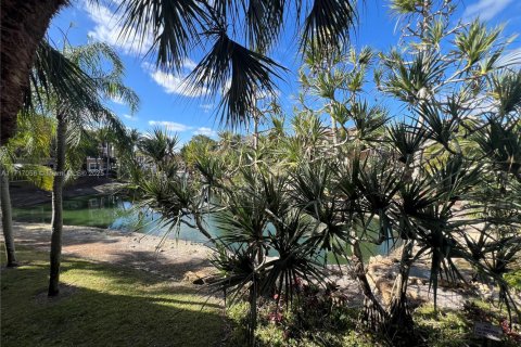 Condominio en venta en Coral Springs, Florida, 3 dormitorios, 108.32 m2 № 1859923 - foto 20