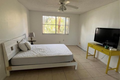 Condominio en venta en Coral Springs, Florida, 3 dormitorios, 108.32 m2 № 1859923 - foto 8