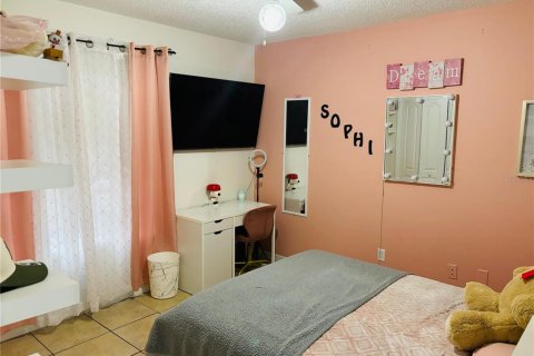 Casa en venta en Deltona, Florida, 4 dormitorios, 171.59 m2 № 1894322 - foto 20