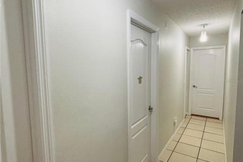Casa en venta en Deltona, Florida, 4 dormitorios, 171.59 m2 № 1894322 - foto 6