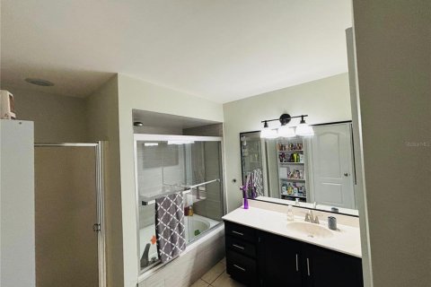 Casa en venta en Deltona, Florida, 4 dormitorios, 171.59 m2 № 1894322 - foto 18