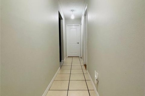 Casa en venta en Deltona, Florida, 4 dormitorios, 171.59 m2 № 1894322 - foto 7