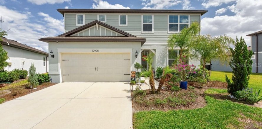 House in Riverview, Florida 5 bedrooms, 224.45 sq.m. № 2149501