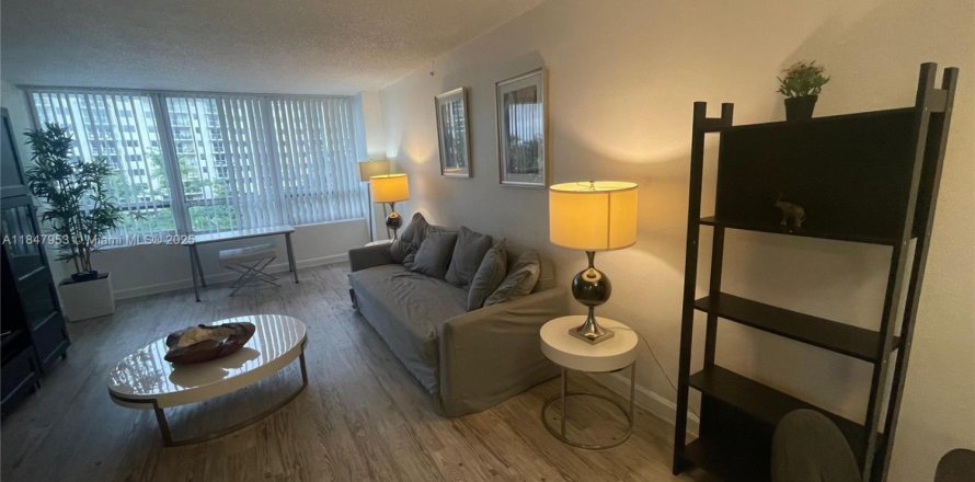 Condo à Miami Beach, Floride, 1 chambre № 1849171