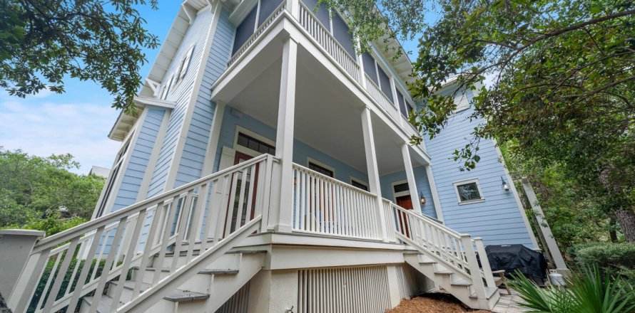 House in Santa Rosa Beach, Florida 5 bedrooms, 339.84 sq.m. № 564591