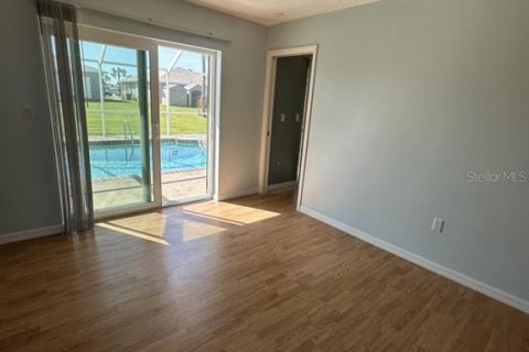 House in Port Charlotte, Florida 3 bedrooms, 143.16 sq.m. № 1777999 - photo 10