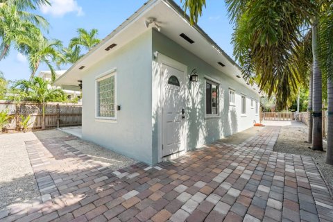 House in Key Largo, Florida 3 bedrooms, 141.21 sq.m. № 2040603 - photo 30