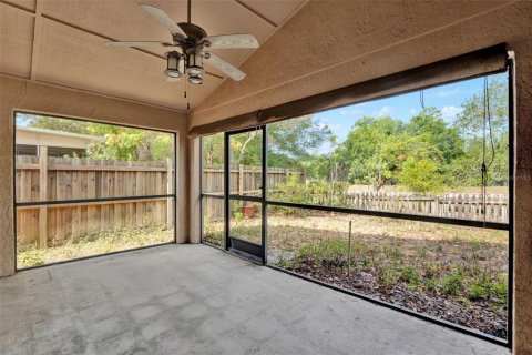Casa en venta en Orlando, Florida, 4 dormitorios, 154.68 m2 № 1679141 - foto 20