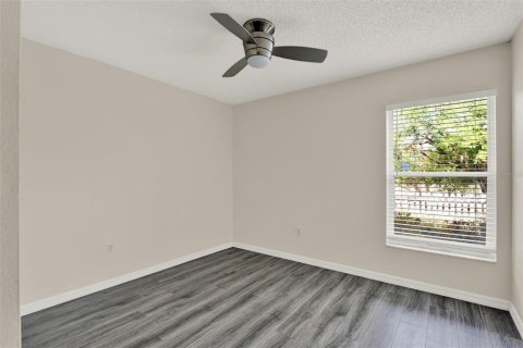 Casa en venta en Orlando, Florida, 4 dormitorios, 154.68 m2 № 1679141 - foto 19