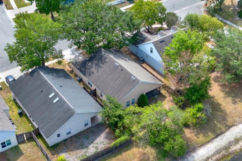 Casa en venta en Orlando, Florida, 4 dormitorios, 154.68 m2 № 1679141 - foto 25