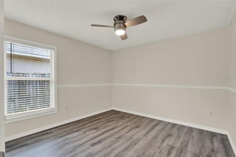 Casa en venta en Orlando, Florida, 4 dormitorios, 154.68 m2 № 1679141 - foto 16