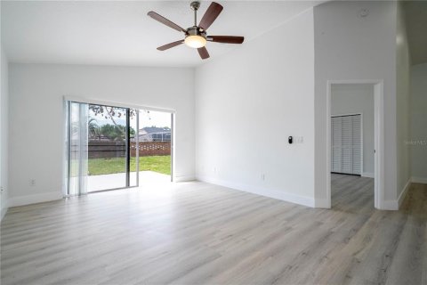 House in Orlando, Florida 3 bedrooms, 145.11 sq.m. № 1647902 - photo 21